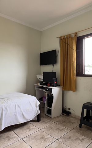Casa à venda com 150m², 3 quartos e 2 vagas Casa à venda com 150m², 3 quartos e 2 vagasQuarto 2