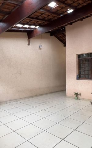 Casa à venda com 150m², 3 quartos e 2 vagas Casa à venda com 150m², 3 quartos e 2 vagasGaragem