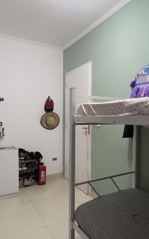 Casa à venda com 150m², 3 quartos e 2 vagas Casa à venda com 150m², 3 quartos e 2 vagasQuarto 1