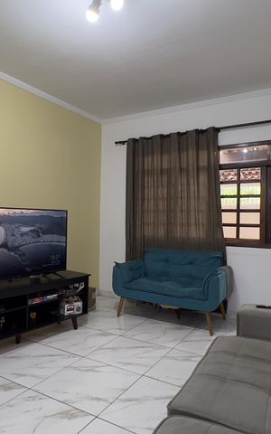Casa à venda com 150m², 3 quartos e 2 vagas Casa à venda com 150m², 3 quartos e 2 vagasSala 2