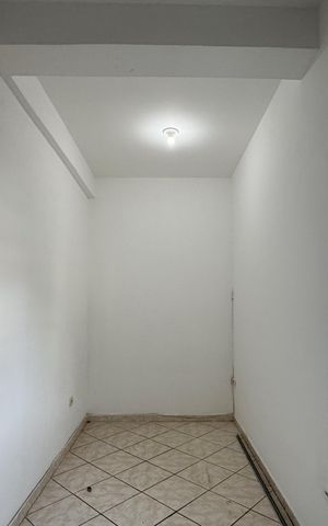 Casa para alugar com 90m², 2 quartos e 1 vaga Casa para alugar com 90m², 2 quartos e 1 vagaQuarto 1