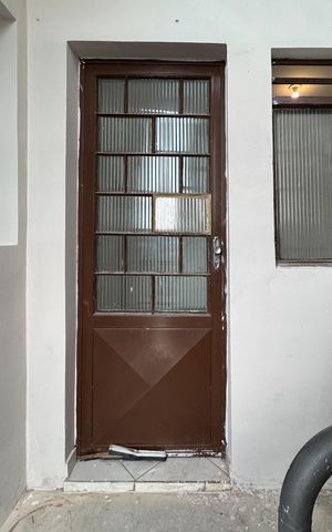 Casa para alugar com 90m², 2 quartos e 1 vaga Casa para alugar com 90m², 2 quartos e 1 vagaHall