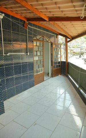 Casa para alugar com 90m², 2 quartos e 1 vagaÁrea de Serviço