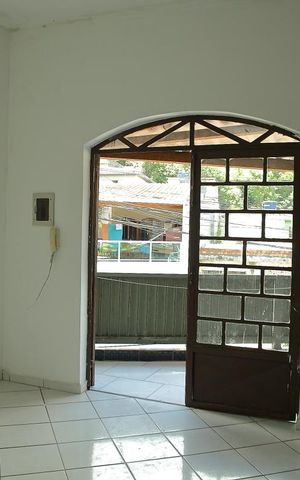 Casa para alugar com 90m², 2 quartos e 1 vagaCozinha 