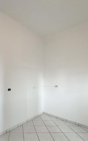 Casa para alugar com 90m², 2 quartos e 1 vaga Casa para alugar com 90m², 2 quartos e 1 vagaSala