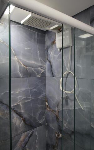 Apartamento à venda com 79m², 2 quartos e 1 vagaBanheiro 2