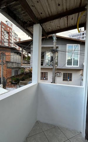 Casa para alugar com 57m², 1 quarto e sem vaga Casa para alugar com 57m², 1 quarto e sem vagaVaranda