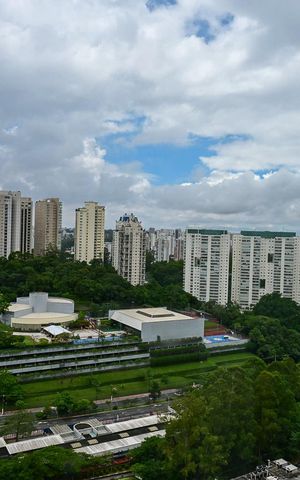 Apartamento à venda com 40m², 1 quarto e 1 vagaVista