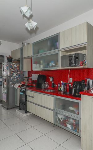 Casa à venda com 84m², 2 quartos e 2 vagasCozinha