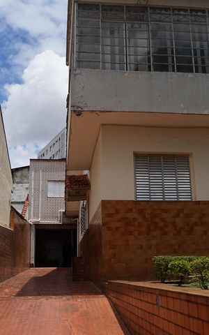 Casa à venda com 300m², 3 quartos e 6 vagasGaragem