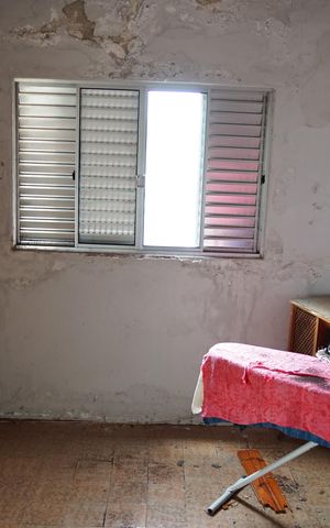 Casa à venda com 300m², 3 quartos e 6 vagasVaranda casa 2 fundos