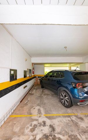 Apartamento à venda com 197m², 4 quartos e 2 vagas Apartamento à venda com 197m², 4 quartos e 2 vagasGaragem