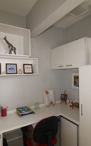 Apartamento à venda com 110m², 3 quartos e 2 vagasEscritório