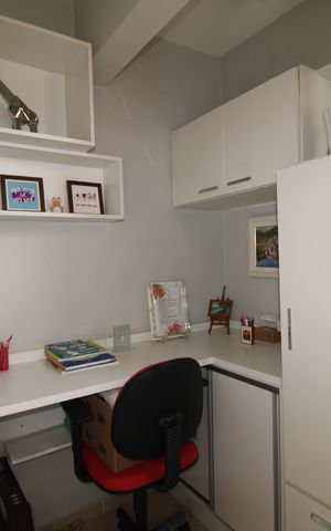 Apartamento à venda com 110m², 3 quartos e 2 vagasEscritório