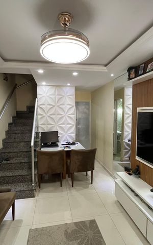 Casa à venda com 66m², 2 quartos e 1 vaga Casa à venda com 66m², 2 quartos e 1 vagaSala