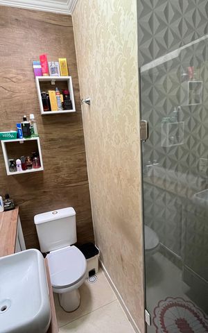 Casa à venda com 66m², 2 quartos e 1 vaga Casa à venda com 66m², 2 quartos e 1 vagaBanheiro 2