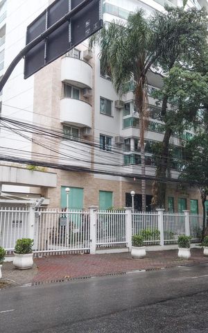 Apartamento à venda com 110m², 3 quartos e 2 vagasFachada