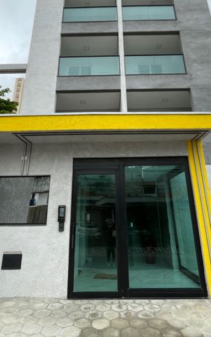 Studio à venda com 30m², 1 quarto e sem vaga Studio à venda com 30m², 1 quarto e sem vagaFachada e portaria