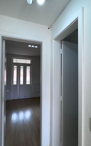 Casa de condomínio à venda com 480m², 3 quartos e 2 vagas Casa de condomínio à venda com 480m², 3 quartos e 2 vagasCorredor