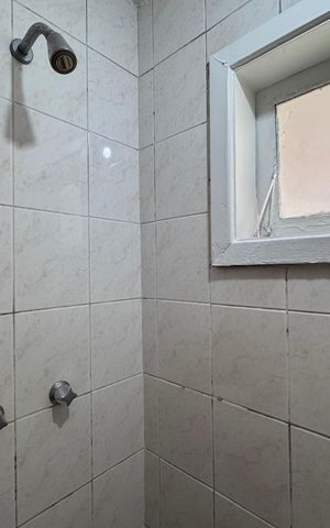 Casa de condomínio à venda com 480m², 3 quartos e 2 vagas Casa de condomínio à venda com 480m², 3 quartos e 2 vagasSuíte 3 - Banheiro