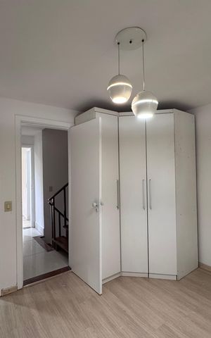 Casa de condomínio à venda com 480m², 3 quartos e 2 vagas Casa de condomínio à venda com 480m², 3 quartos e 2 vagasSuíte 2