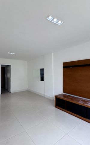 Casa de condomínio à venda com 480m², 3 quartos e 2 vagas Casa de condomínio à venda com 480m², 3 quartos e 2 vagasSala