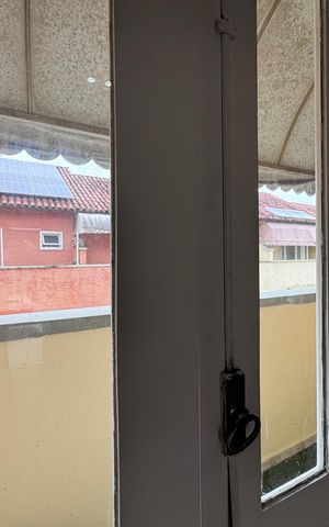 Casa de condomínio à venda com 480m², 3 quartos e 2 vagas Casa de condomínio à venda com 480m², 3 quartos e 2 vagasSuíte 3 - Varanda