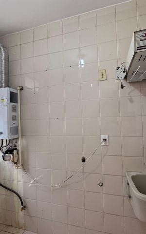 Casa de condomínio à venda com 480m², 3 quartos e 2 vagas Casa de condomínio à venda com 480m², 3 quartos e 2 vagasÁrea de Serviço