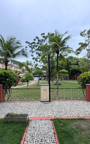 Casa de condomínio à venda com 480m², 3 quartos e 2 vagas Casa de condomínio à venda com 480m², 3 quartos e 2 vagasSala - Vista