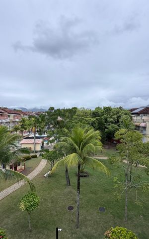 Casa de condomínio à venda com 480m², 3 quartos e 2 vagas Casa de condomínio à venda com 480m², 3 quartos e 2 vagasTerraço - Vista