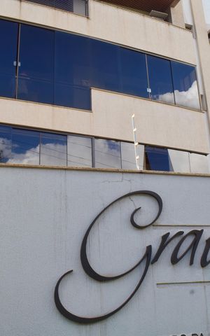 Apartamento para alugar com 340m², 3 quartos e 2 vagasFachada