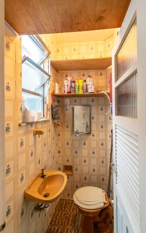 Apartamento à venda com 78m², 3 quartos e 1 vaga Apartamento à venda com 78m², 3 quartos e 1 vagaBanheiro de serviço