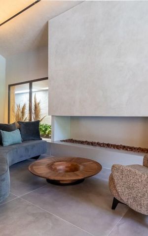 Casa de condomínio à venda com 860m², 3 quartos e 3 vagas