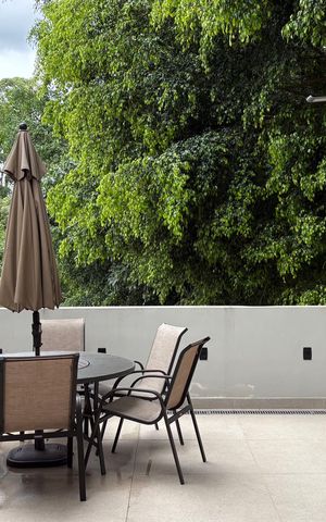 Casa à venda com 360m², 2 quartos e 2 vagas