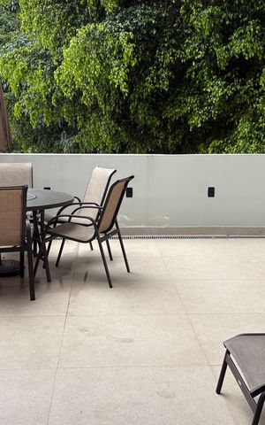Casa à venda com 360m², 2 quartos e 2 vagas