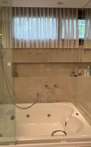 Casa à venda com 360m², 2 quartos e 2 vagas