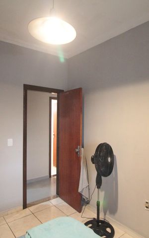 Casa à venda com 107m², 2 quartos e sem vagaQuarto 1