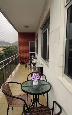 Apartamento à venda com 109m², 3 quartos e 2 vagasVaranda da Sala