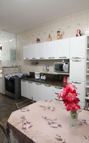 Apartamento à venda com 109m², 3 quartos e 2 vagasCozinha