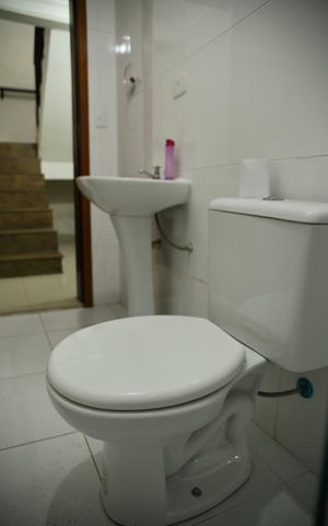 Casa à venda com 189m², 3 quartos e 2 vagasBanheiro/Lavabo da Sala 