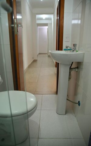 Casa à venda com 189m², 3 quartos e 2 vagasBanheiro Social 