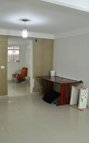 Casa à venda com 189m², 3 quartos e 2 vagasSala