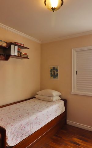 Apartamento à venda com 97m², 3 quartos e 1 vagaQuarto 2