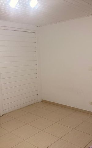 Casa de condomínio para alugar com 790m², 3 quartos e 4 vagas Casa de condomínio para alugar com 790m², 3 quartos e 4 vagasQuarto
