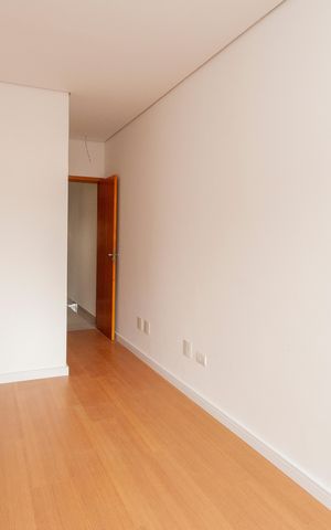 Casa à venda com 124m², 3 quartos e 2 vagasQuarto Suíte