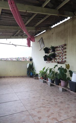 Casa à venda com 240m², 2 quartos e 2 vagasÁrea de Serviço