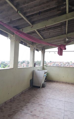 Casa à venda com 240m², 2 quartos e 2 vagasÁrea de Serviço
