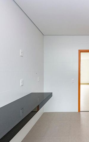 Apartamento à venda com 143m², 4 quartos e 3 vagasCozinha