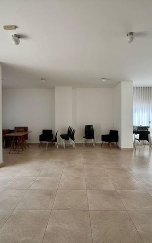 Apartamento para alugar com 46m², 2 quartos e 1 vaga Apartamento para alugar com 46m², 2 quartos e 1 vagaÁrea comum - Salão de festas