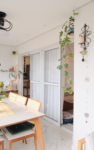 Apartamento à venda com 84m², 2 quartos e 2 vagasVaranda